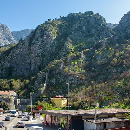 Apartman Dijana Cattaro Esterno foto