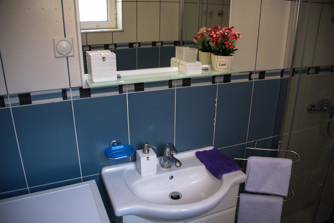 Apartman Dijana Cattaro Esterno foto